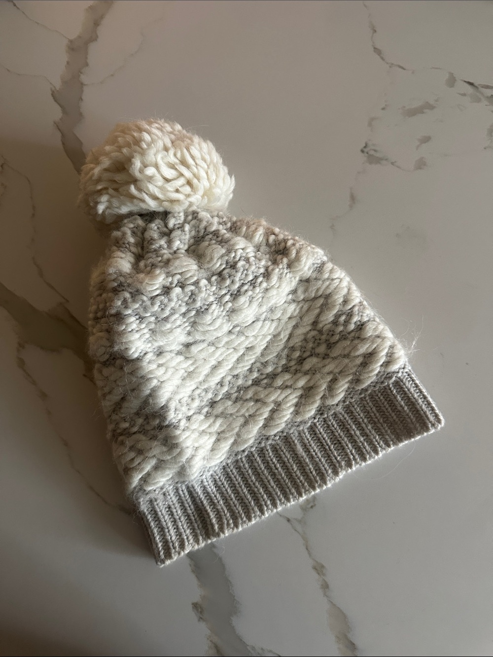 Club Monaco Cream and Light Gray Cable Knit Pom Beanie